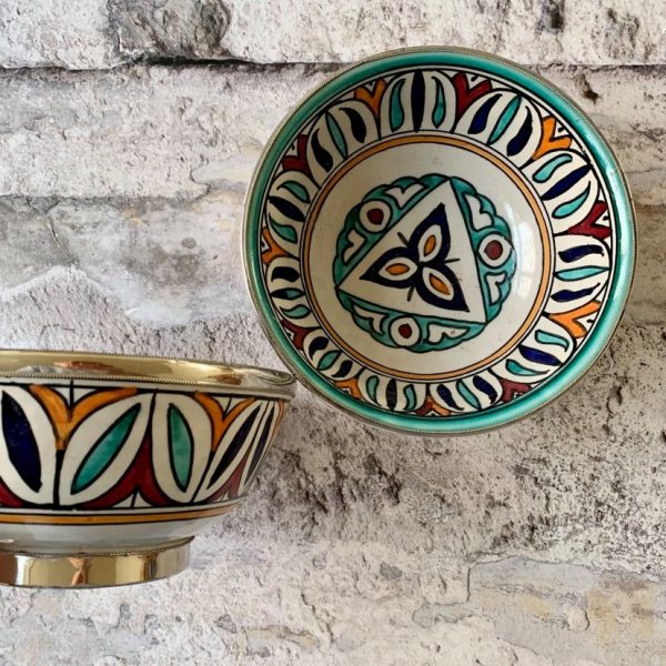 Marokkansk håndlavet keramikskål med metalkant - Odina, mix.